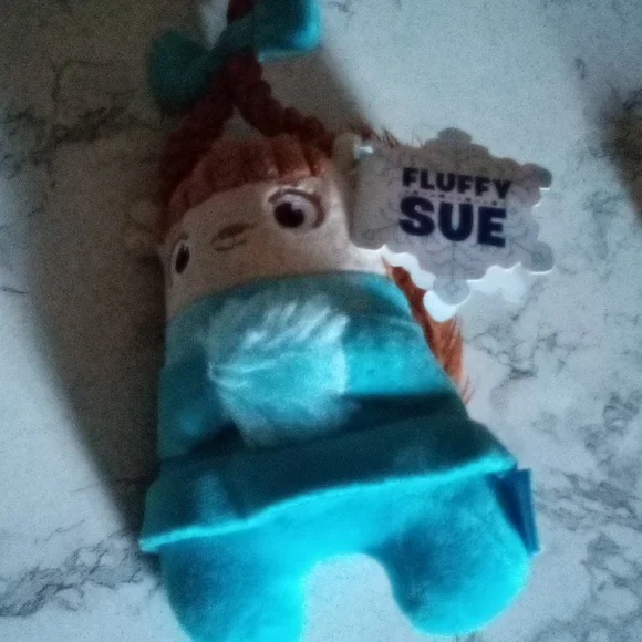 3/$30 NWT Bark Box Toys Christmas - Fluffy Sue - Tug-O-War Squeaky Crinkle Toy - Picture 7 of 7